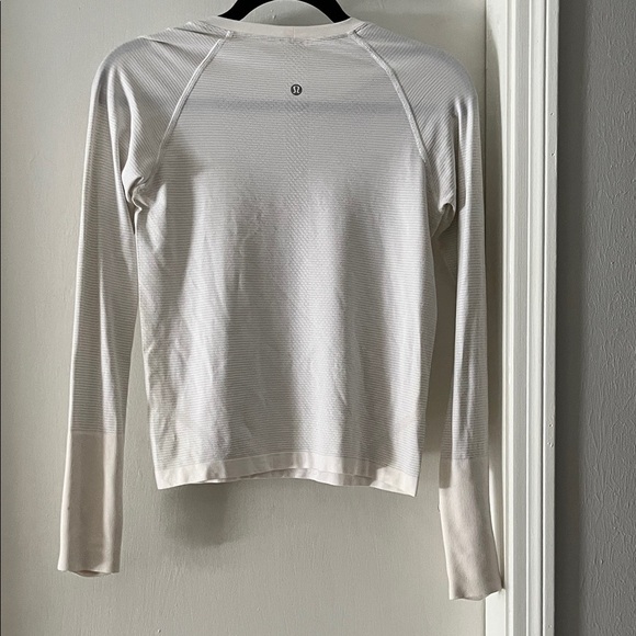lululemon athletica Tops - Lululemon White Long Sleeve Top